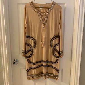 Gorgeous champagne dress!